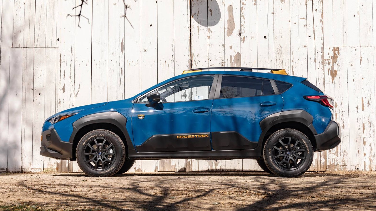 vue latérale d'un Subaru Crosstrek 2025