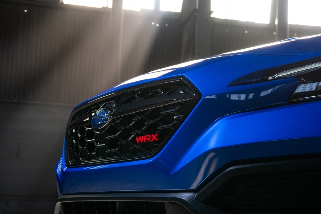 Calandre hexagonale du Subaru WRX tS 2025.